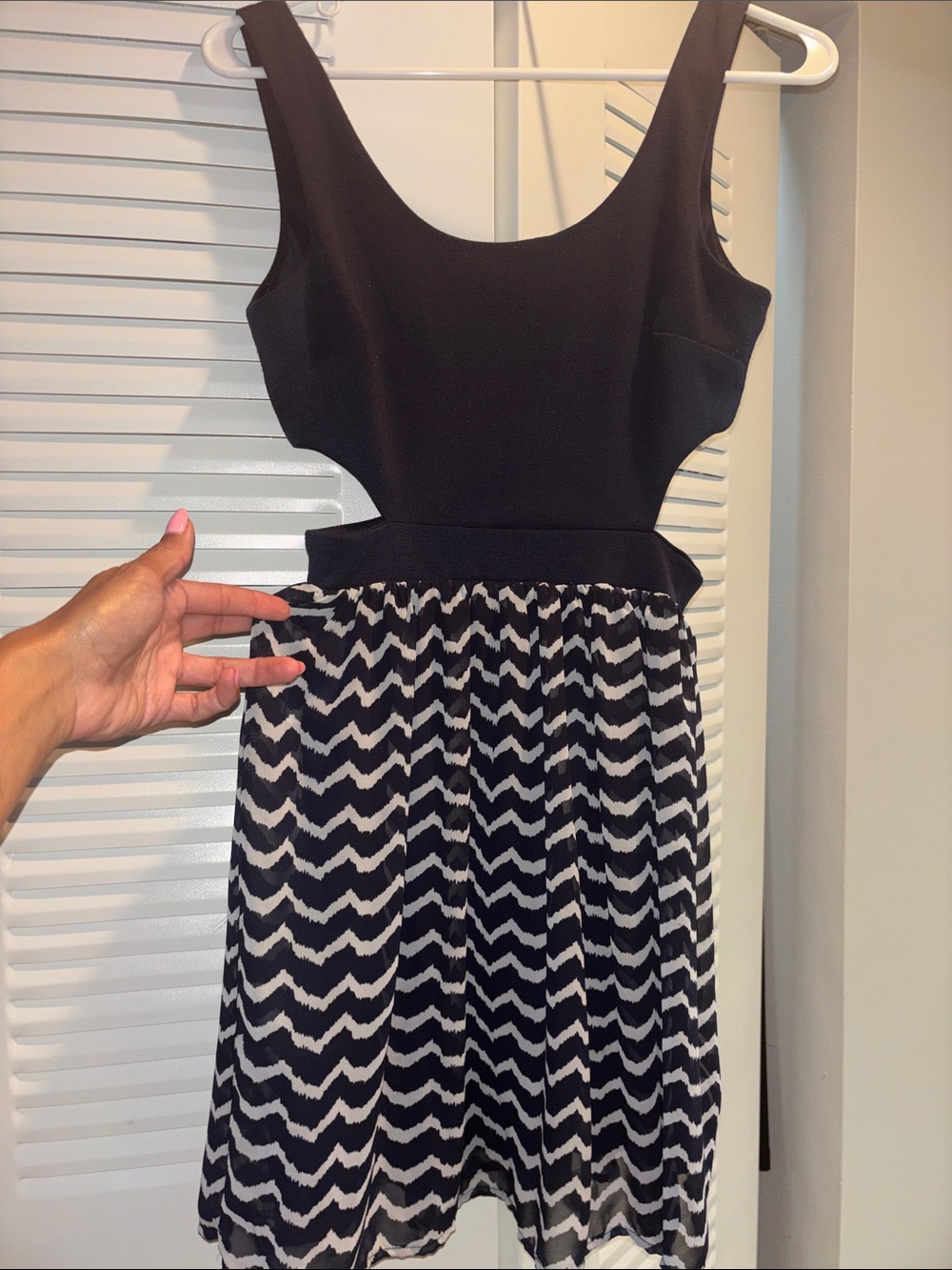 Navy blue and white Cutout Waist Sleeveless Dress